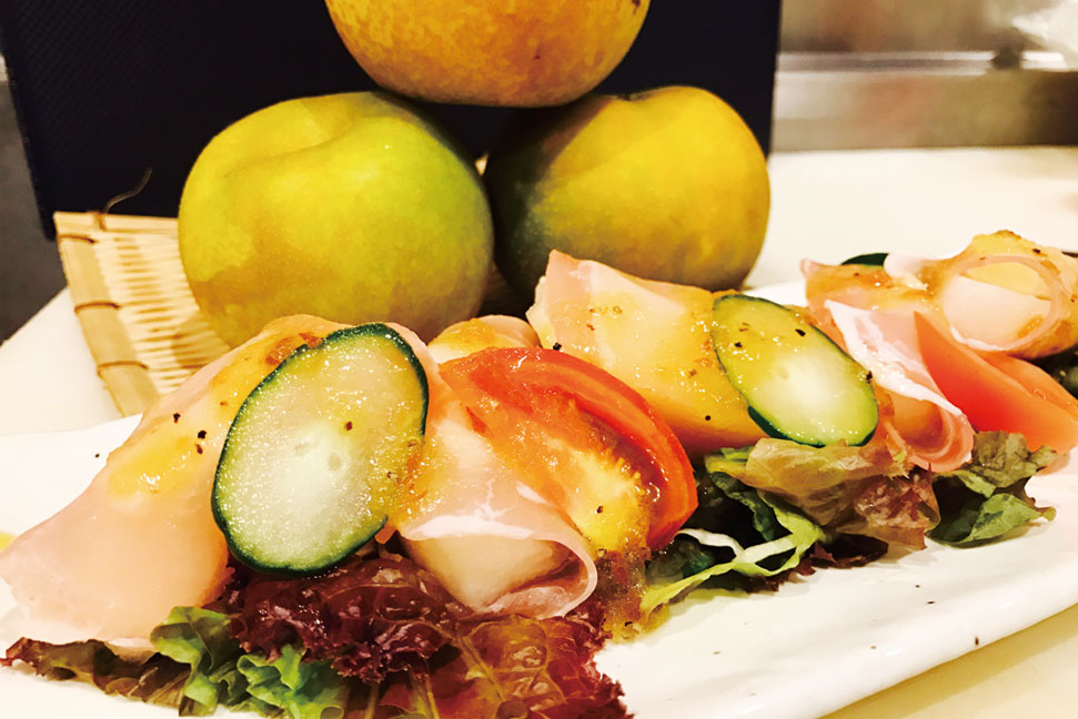 梨の生ハム巻パッチョ