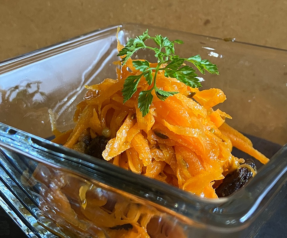 市川梨でキャロットラペ